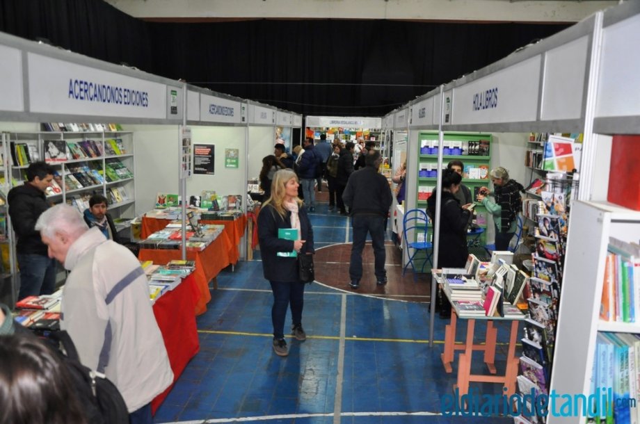 Se realizó la apertura de una nueva edición de la Feria del Libro