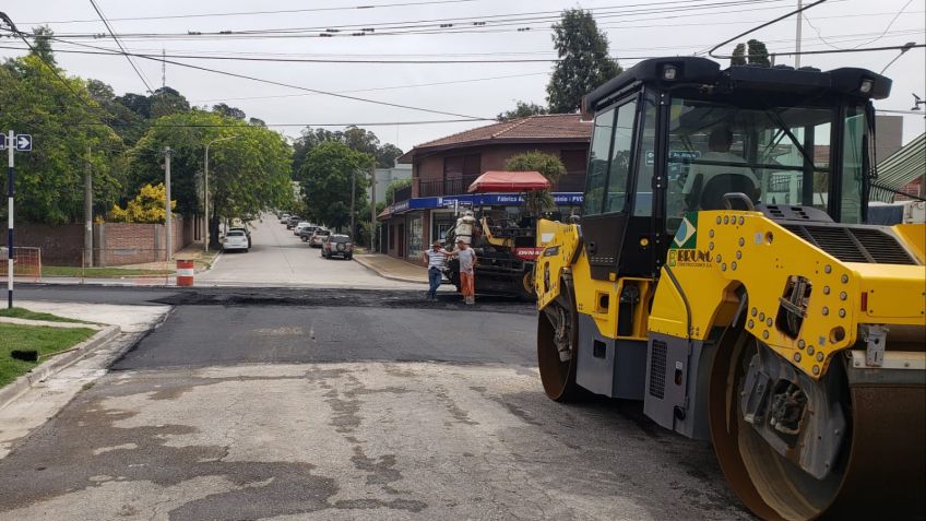 Continúan con trabajos de pavimentación y repavimentación en distintas zonas