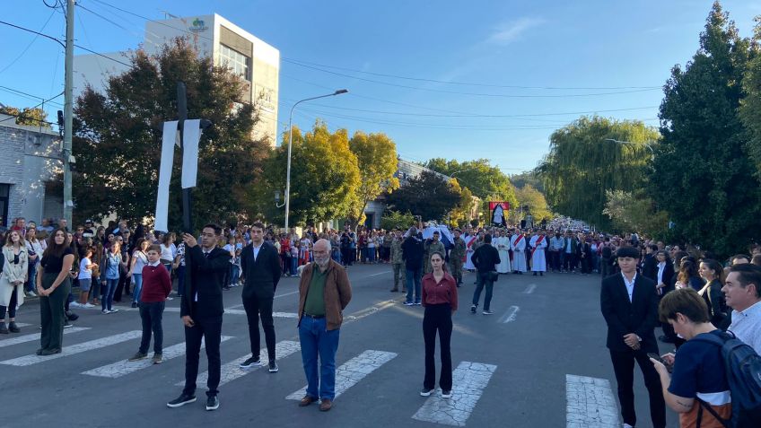 La Procesión congregó a cientos de fieles