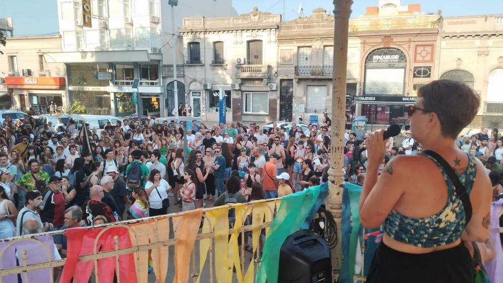 En Tandil se replicó la "Marcha Federal del Orgullo Antifascista y Antirracista"