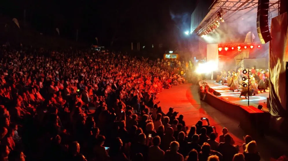 Festival de la Sierra: dos días a puro folclore en un Anfiteatro lleno