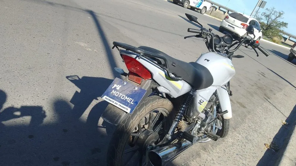 Motociclista herido tras colisión con una camioneta