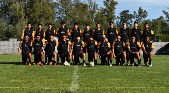 Santamarina presentará al plantel en el Estadio San Martín