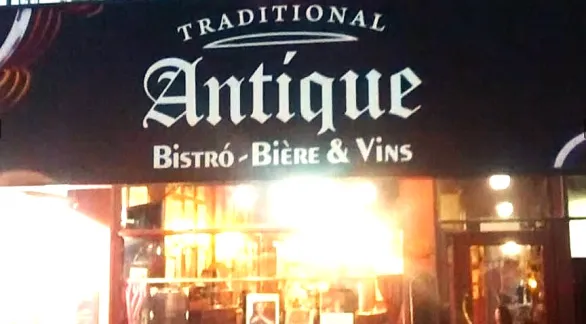 Antique Bistró: Vuelan los años, se olvida el dolor 