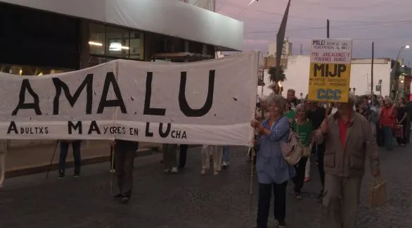 "Adultos Mayores en Lucha" marcharon en Tandil