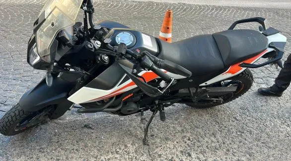 Personal de Control Urbano Vehicular recuperó una moto robada minutos antes