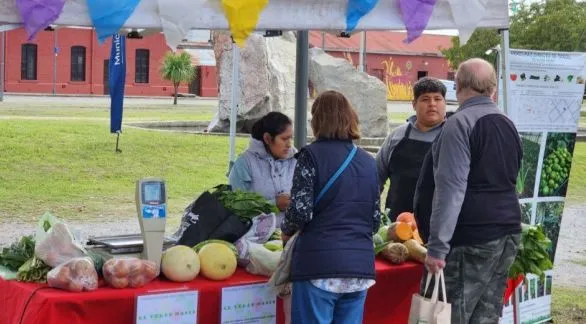 El Mercado Alimenticio Barrial regresa este jueves a la Estación de Trenes